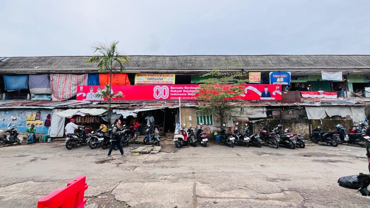 Pasar 16 Ilir